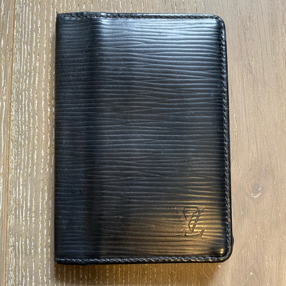 Louis Vuitton Handbags - Louis Vuitton Mens Card Wallet